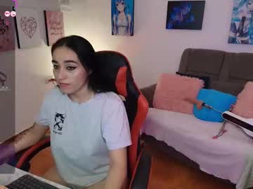 yeliana sexy